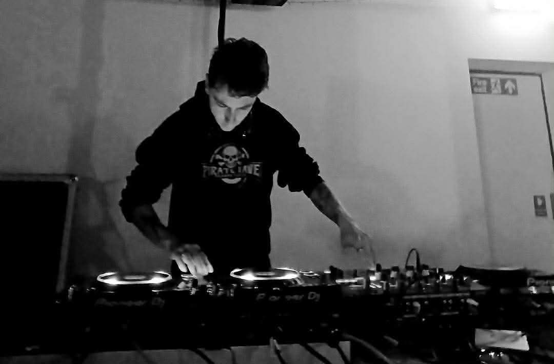 DJ Megamindboi live performance image for festival lineup